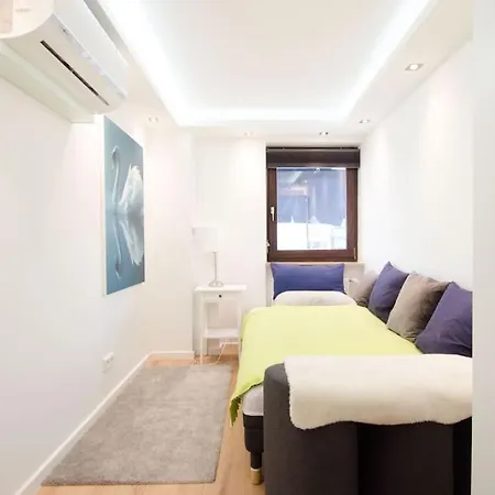 Modern 3 Bedroom In The Centre Near Oktoberfest شقة ميونيخ