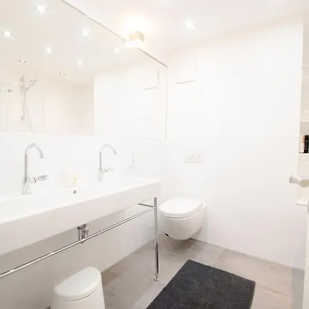 شقة Modern 3 Bedroom In The Centre Near Oktoberfest *